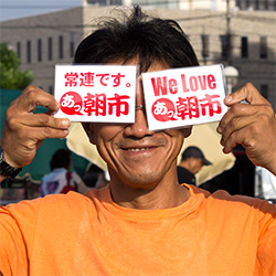 �������s